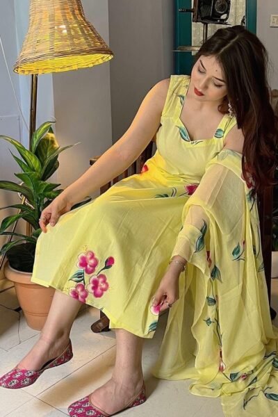 GoSriKi Women’s Viscose Straight Kurta Set