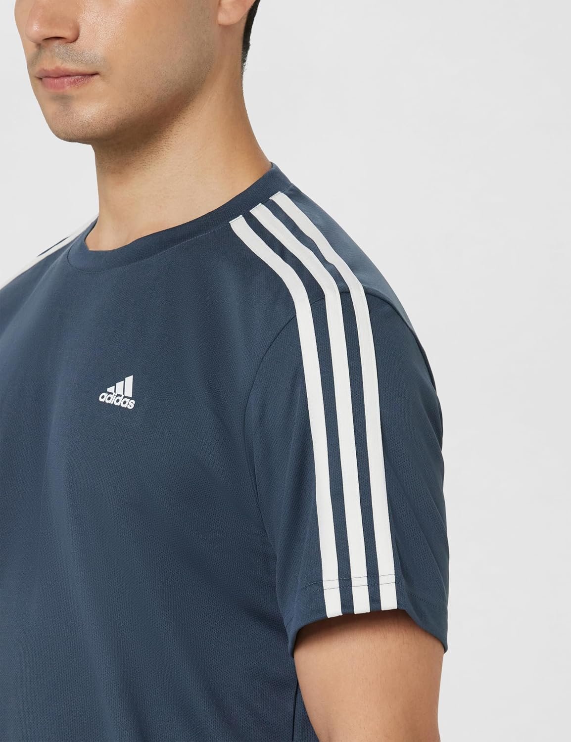 adidas Men T-Shirt - Image 5